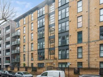 Apartment at Spa Road, Greater London