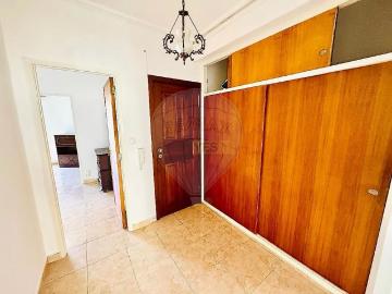 Apartment T1 in Cacém e São Marcos, Sintra