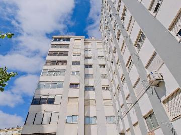 Apartamento T3 à venda em Mina de Água, Amadora RE/MAX...