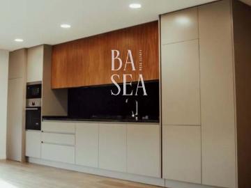 Apartamento T3 novo com garagem box em Ferreiros Braga...