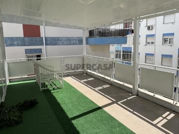 Apartamento T3 Odivelas, Centro