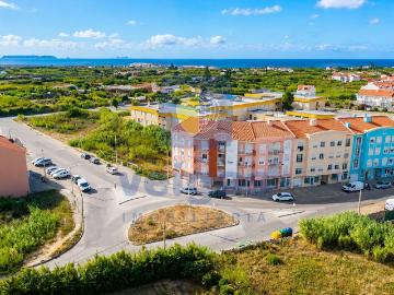 Apartamento T3 Remodelado com Vista Mar em Peniche 127m²...