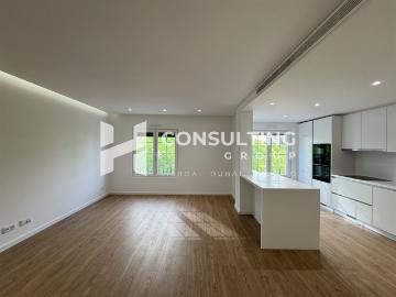 Apartamento T2 Venda em Águas Livres,Amadora 105m² Águas...