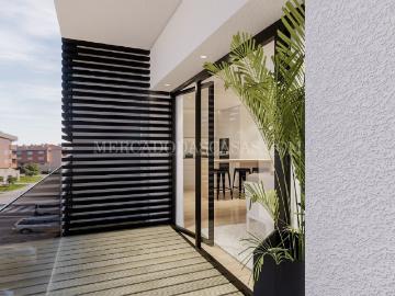 Apartamento T2, vista castelo a sul, ampla varanda, Feira
