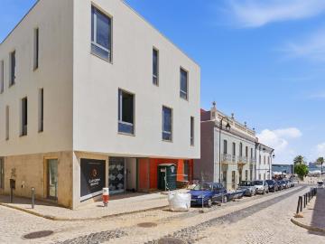 Apartamento T2 com Jacuzzi | Atrium Arade II, Portimão...