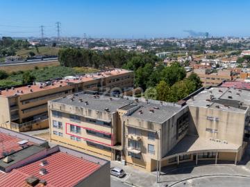 Apartamento T2 em Nogueira da Maia