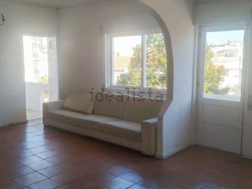 Apartamento, Vila Nova de Famalicão e Calendário
