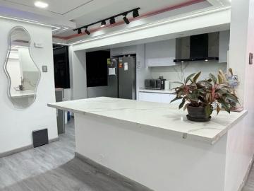 APARTAMENTO AMOBLADO EN VENTA SANTA MONICA