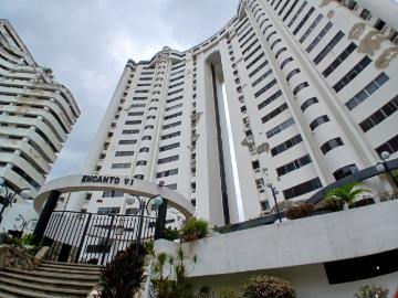 Apartamento Amoblado en Alquiler Urb. Los Mangos A230
