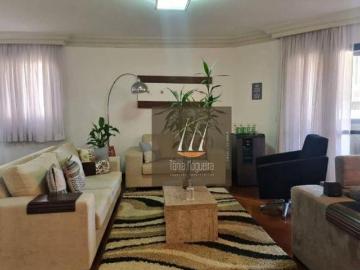 Apartamento com 4 dormitórios à venda, 226 m² por R$...