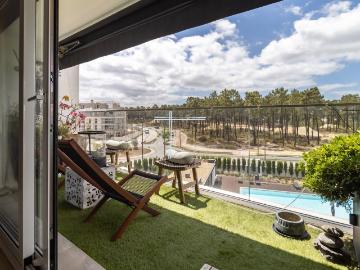 Apartamento duplex, condomínio privado com jardim e...