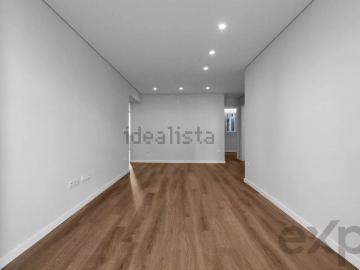 Apartamento em Liceu Paço do Rei, Mafamude