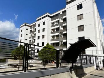 Apartamento en Venta Urb. Miranda 125m² 4 p/e. Gym