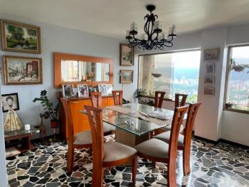 APARTAMENTO EN VENTA COLINAS DE SANTA MONICA