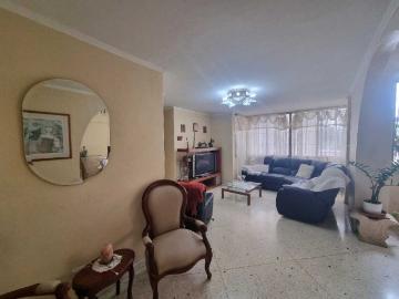 Apartamento en venta El Paraíso 116M2, 3H, 2B, 1P/E