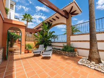 Apartamento en venta en Frigiliana, Málaga Costa del Sol