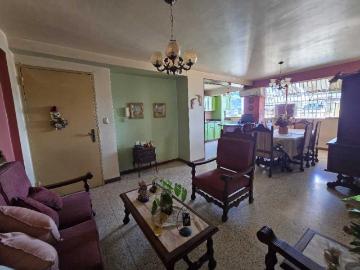 Apartamento en venta, Piso Alto | Urb El Centro, Maracay...