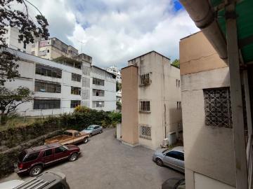 Apartamento en Planta Baja Terraza Av Andres Bello La...