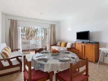 Apartamento localizado em Montechoro