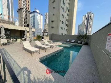 Apartamento para Venda em Balneário Camboriú/SC Centro 4...