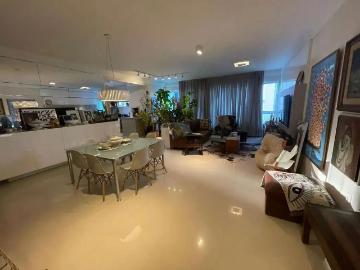Apartamento para Venda em Balneário Camboriú/SC Centro 3...
