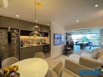 Apartamento para Venda em Barueri/SP Tamboré 2 Quartos