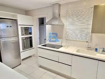 Apartamento para Venda em Itatiba/SP Centro 3 Quartos