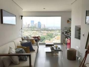 Apartamento para Venda em Santana de Parnaíba/SP...