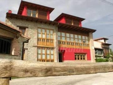 Apartamentos Vallanu