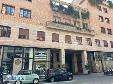 Appartamento arredato con terrazzo Centro