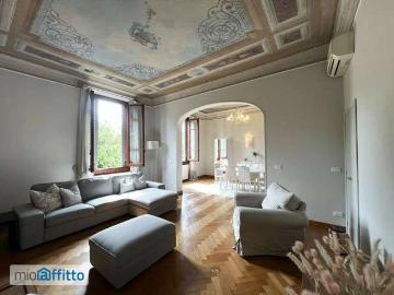 Appartamento arredato con terrazzo Isolotto e legnaia