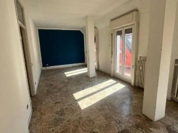 Appartamento di 130 m² con 4 locali a Milano