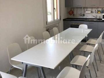Appartamento in affitto a Massa MS