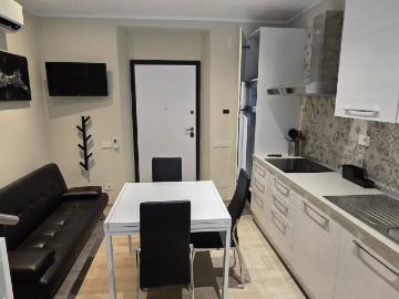 Appartamento in affitto a Massa MS