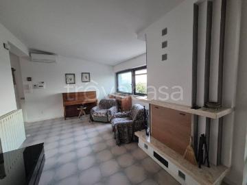 Appartamento in affitto a Massignano viale della...