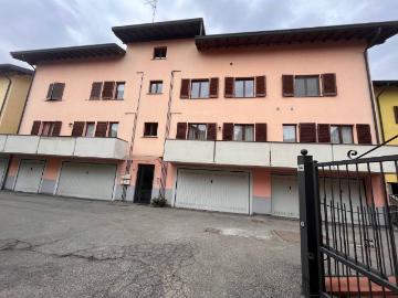Appartamento in affitto a Faloppio CO