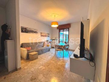 Appartamento in affitto a Verona, arredato, box,...