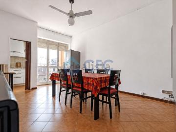 Appartamento in affitto di 76 m² in Via Lomellina, 13