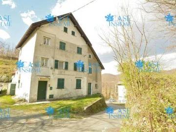 Appartamento in vendita a Masone GE