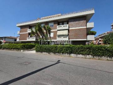Appartamento in vendita a Massa MS