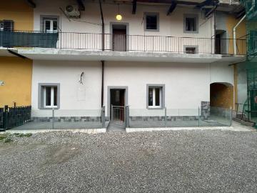 Appartamento in vendita a Marnate VA