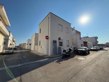 Appartamento in vendita a Melendugno LE