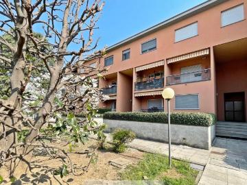 Appartamento in vendita a Merone CO