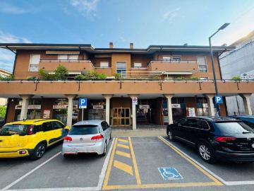 Appartamento in vendita a Merate LC