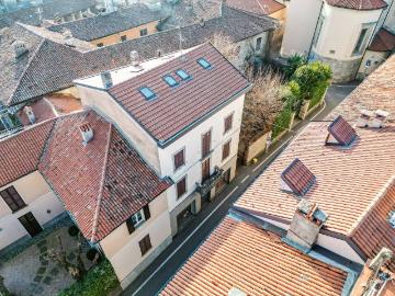 Appartamento in vendita a Merate LC