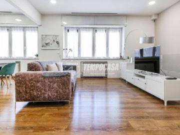 Appartamento in vendita a Milano MI