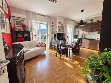 Appartamento in vendita a Napoli NA
