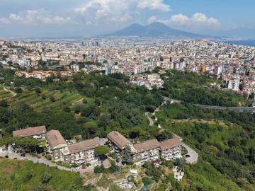 Appartamento in vendita a Napoli NA