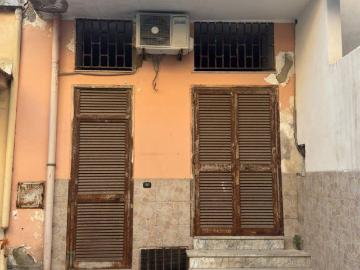 Appartamento in vendita a Acerra NA