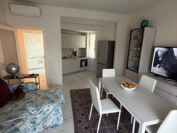 Appartamento in vendita a Albenga SV